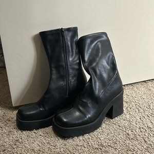 Steve Madden shirt black booties